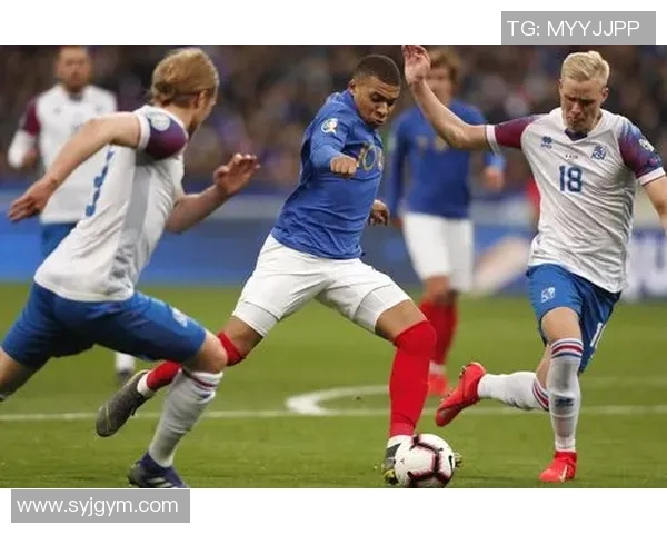 冰岛与摩尔多瓦的足球较量谁能胜出精彩对决引人关注